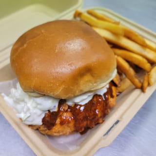 Nashville Sandwich/fries/drink