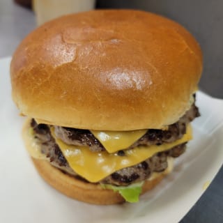 Triple Cheese Burger Juicy